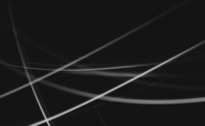 découvrez le concept de contraste : différence marquée entre deux éléments, mettant en valeur leurs caractéristiques distinctes pour enrichir l’expression visuelle et artistique.