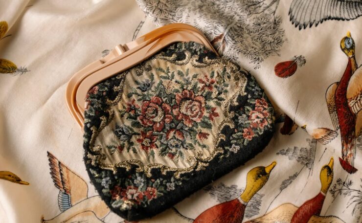 découvrez les risques liés à la broderie et comment les prévenir pour assurer la sécurité et la qualité de vos créations.