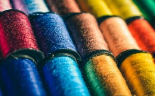 Pourquoi changer fréquemment d’aiguille est essentiel en broderie